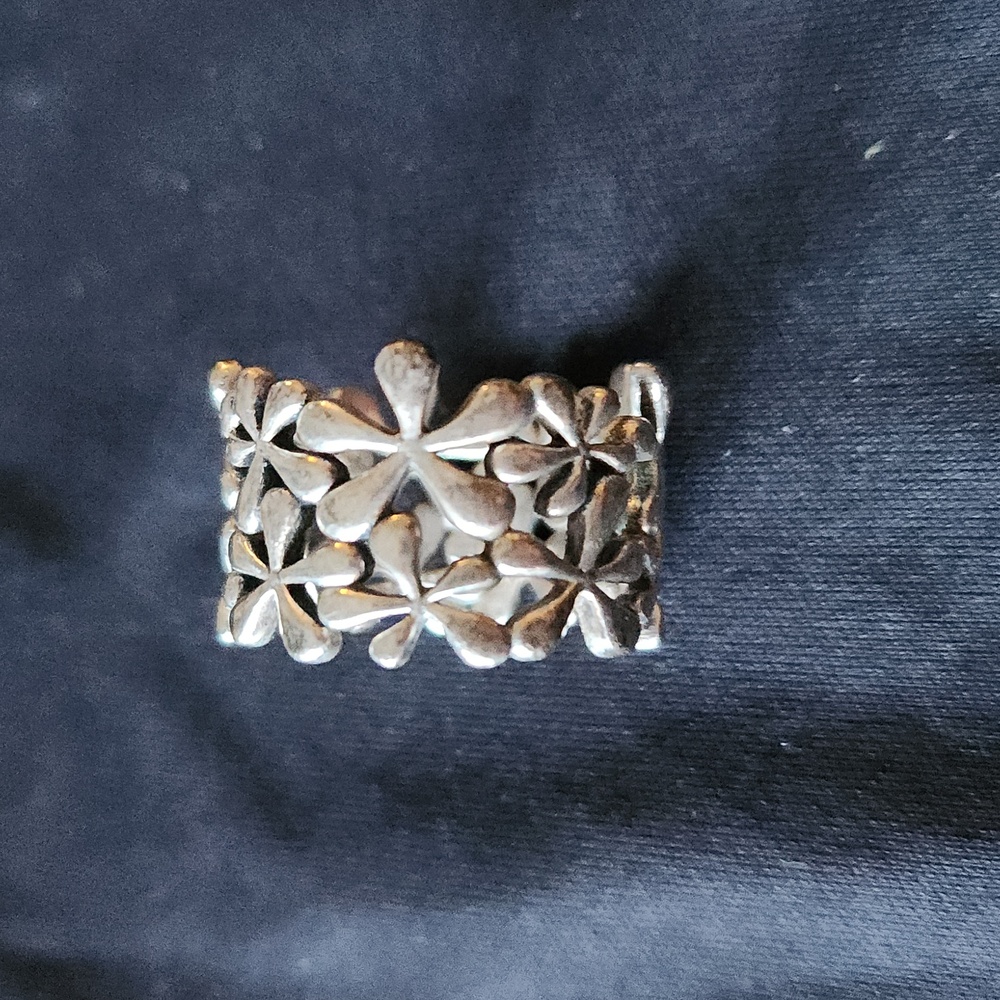 Silver Flower Ring
